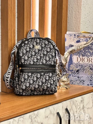 раници christian dior calvin klein, снимка 10 - Раници - 50769480