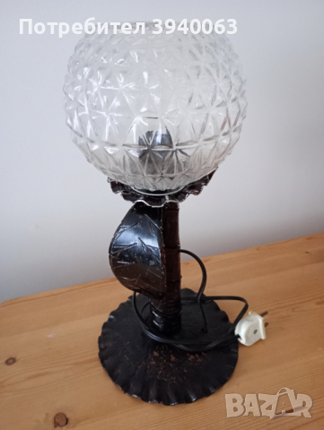 Стара лампа от ковано желязо, снимка 3 - Настолни лампи - 44615015