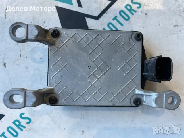 284471113R дисктроник радар сензор от Renault Captur 2 HFMF, 1.3TCe, Двигател H5H470, 7 степенна ск., снимка 2 - Части - 50149159