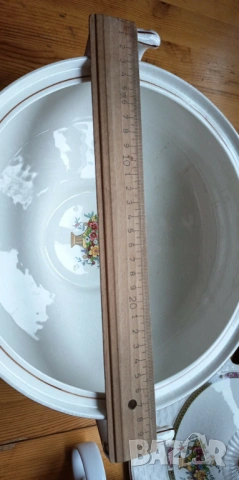 Антикварен порцеланов супник с капак - Чехословакия 1920-1930г., снимка 10 - Антикварни и старинни предмети - 53757876