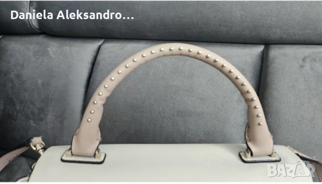 Guess оригинална нова чанта, снимка 7 - Чанти - 50517119