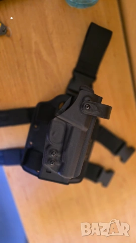Бедрен кобур за макаров 