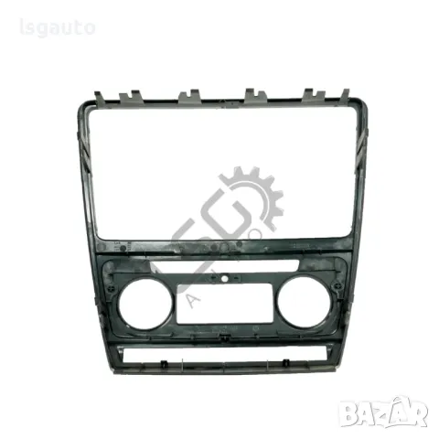 Лайсна средна конзола табло Skoda OCTAVIA II (1Z) 2004-2010 ID: 134312, снимка 2 - Части - 47279078