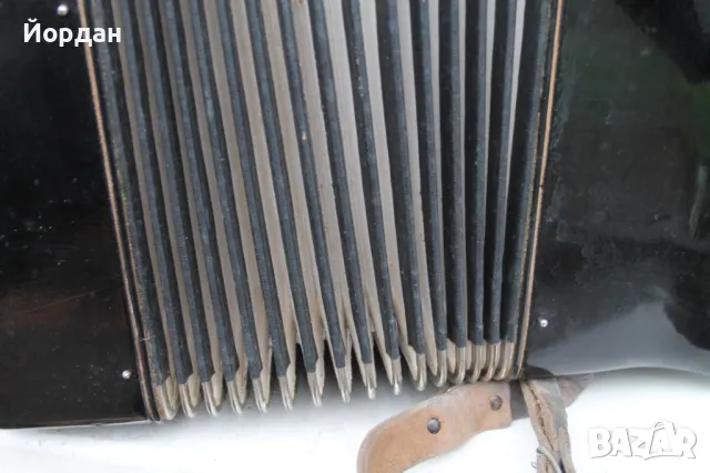 Немски акордеон ''Weltmaister'' 40 баса, снимка 6 - Акордеони - 47957261