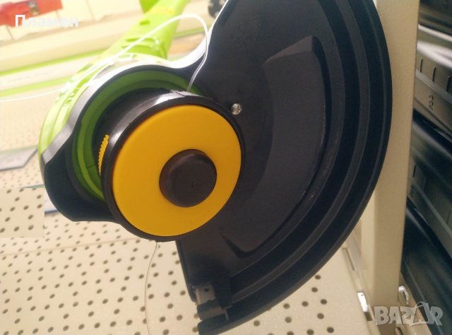 Електрически тример за косене на трева FIELDMANN 250 W, 22 см. Диаметър , снимка 5 - Градинска техника - 40890183
