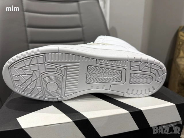 Кецове Адидас Бърз Корт Mid, снимка 3 - Кецове - 52528099