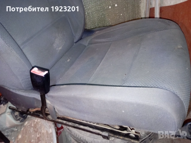 Седалка шофьорска за голф мк5 производство 2002-2008г., снимка 3 - Части - 53115234