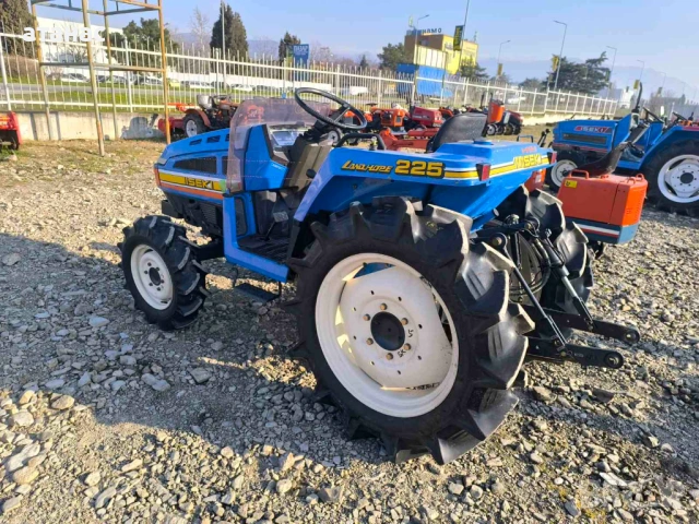 Японски трактор, снимка 7 - Селскостопанска техника - 53856234