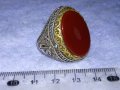 ОГРОМЕН СТАР ТУРСКИ СРЕБЪРЕН СКЪПОЦЕНЕН РЕТРО ПРЪСТЕН СРЕБРО 925 с ПОЛИРАН КАРНЕОЛ в ПОЗЛАТА 30747, снимка 2