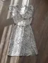 Рокля с подплата,със скрити копчета, с колан на талия, eur 34, без забележки екрю  с черни листа, снимка 1