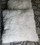 Бели пухкави възглавнички пух-лама 50/50см., снимка 1