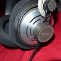 AKG  К 142HD прекрасни професионални студийни слушалки, снимка 3 - Слушалки и портативни колонки - 41706350