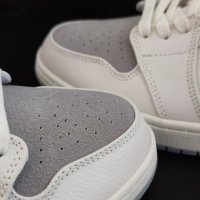 Нови Оригинални Обувки Размер 41 Nike Air Jordan 1 Mid Past Present Future Маратонки Кецове Shoes , снимка 6 - Кецове - 40328267