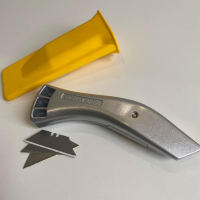 Stanley Метален макетен нож   + Кобур, снимка 5 - Други инструменти - 44810420