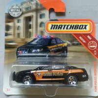 Matchbox Ford Police Interceptor, снимка 1 - Колекции - 41935691