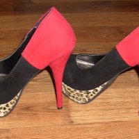 Високи обувки , снимка 3 - Дамски обувки на ток - 40993708