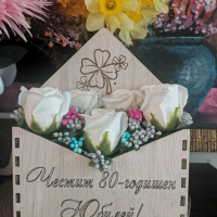 Ароматни сапунени розички в дървен "плик" различни цветове , снимка 9 - Подаръци за жени - 35369939