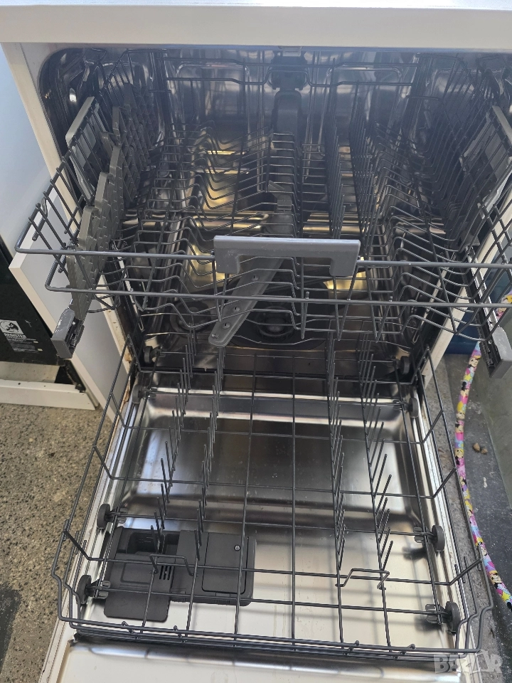 съдомиална машина WHIRLPOOL, снимка 1