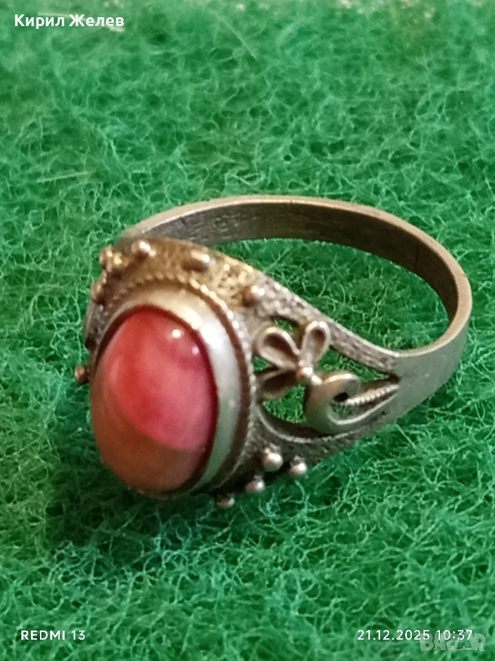 Винтидж сребърен пръстен орнаментиран с ръчно шлифован РУБИН уникално красив 21634, снимка 1