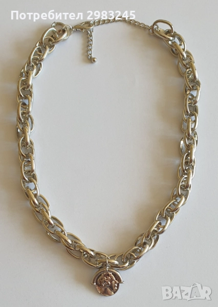 Сребристо колие с дебела верижка и медальон, снимка 1