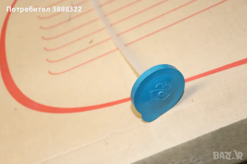 Тoyota avensis 1.6 vvt-i t22 facelift капак нивомер течност чистачки, снимка 1