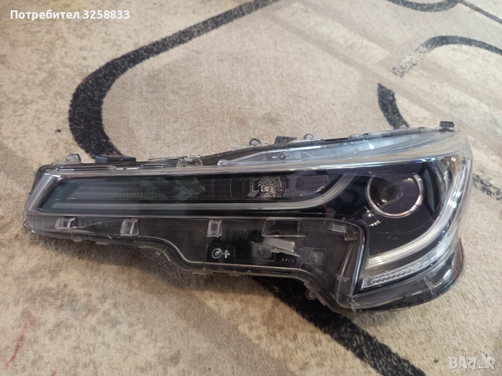 Фар Toyota corola, снимка 1
