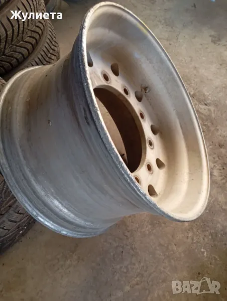 Джанта за товарен автомобил, снимка 1