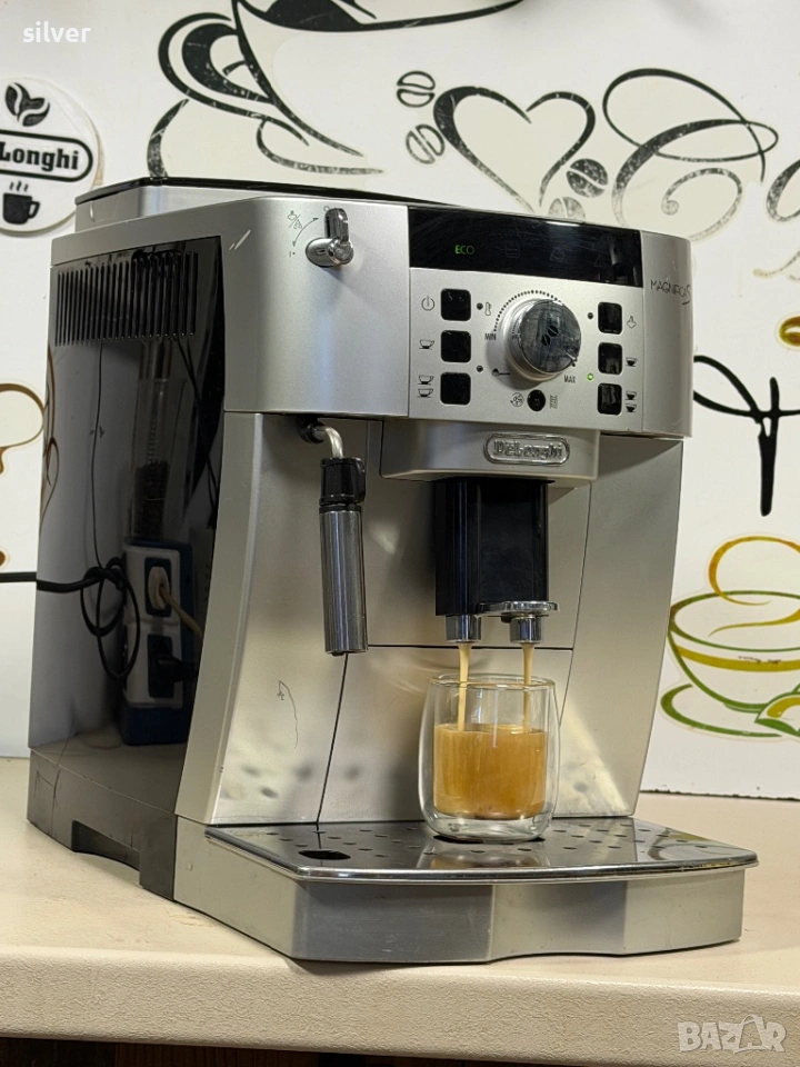 Кафемашина кафе автомат delonghi magnifica S с гаранция, снимка 1