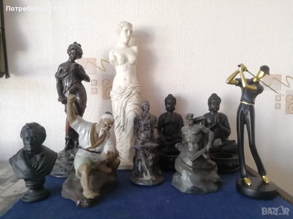 Статуи от различни държави, години и автори. , снимка 1