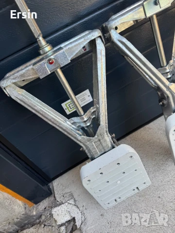 Комплект крака AL-KO (оригинални) Краката са свалени от чисто нова Каравана FENDT DIAMANT 560 -2024 , снимка 14 - Аксесоари и консумативи - 51241782