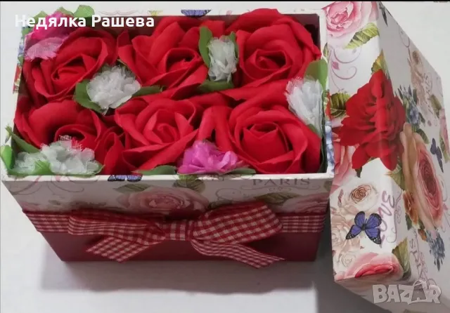Кутийка със сапунени рози 