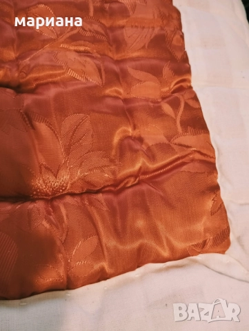 Вълнен юрган с копринено лице, снимка 2 - Олекотени завивки и одеяла - 52836637