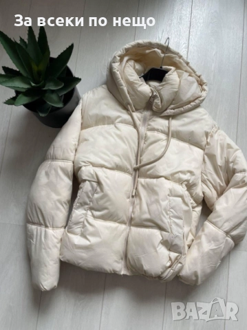 Дамско Бежово Зимно Яке С Качулка Код EN39