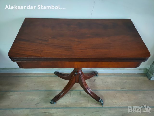 Дизайнерска сгъваема маса за покер "Bevan Funnell"