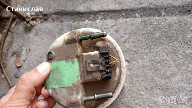 Помпа от Резервоара от Волво V40 1.9 TDI, снимка 3 - Автомобили и джипове - 42478045