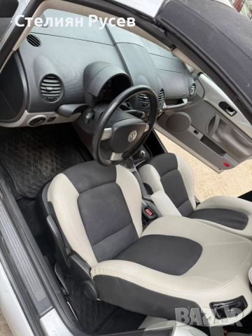 VW New Beetle 2.0i 115кс  кабриолет   - цена 4 600 лв или 2351,94 евро --- БЕЗ БАРТЕР -кабриолет  - , снимка 12 - Автомобили и джипове - 52618060