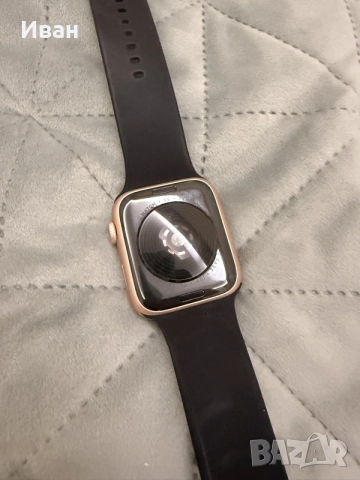 Apple Watch SE 1, снимка 2 - Смарт часовници - 56144605