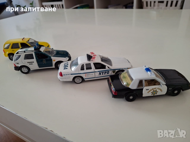 4 бр. колички Amercom 1/43. Цената е за четирите общо., снимка 4 - Колекции - 49880422