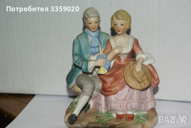 продавам керамична фигура, снимка 1 - Антикварни и старинни предмети - 36462335