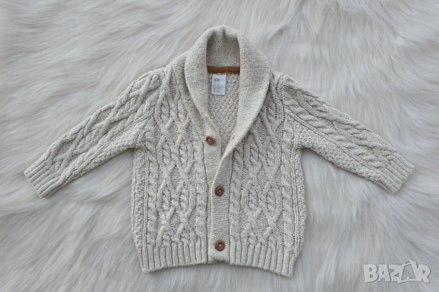 Бебешка жилетка H&M 3-6 месеца, снимка 9 - Жилетки и елечета за бебе - 52152223