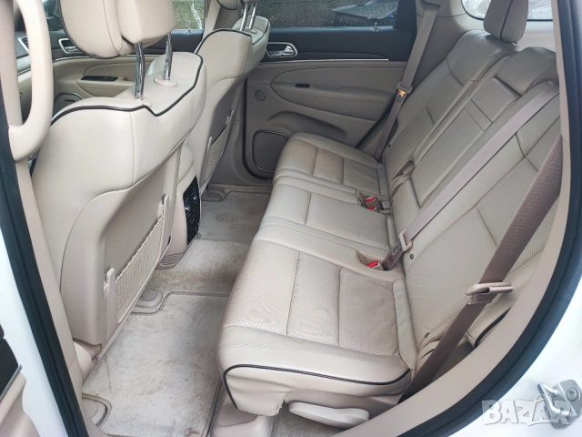 Продавам Jeep Grand Cherokee 5.7 HEMI с Газ, снимка 12 - Автомобили и джипове - 53559175