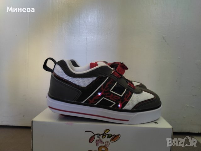 Светещи маратонки с колелца HEELYS , снимка 7 - Детски обувки - 42472737