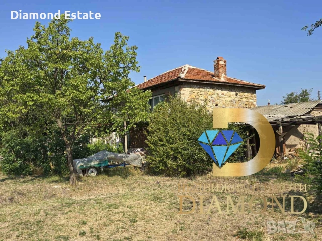 Двуетажна къща в село Ценово, общ. Чирпан, снимка 3 - Къщи - 46832995