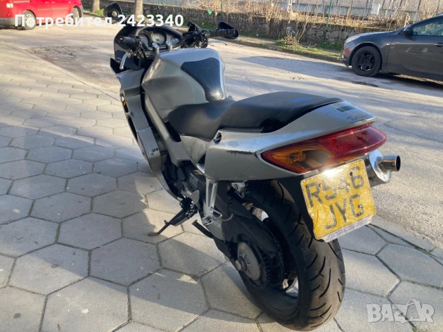 Хонда вфр 800 на части, снимка 4 - Мотоциклети и мототехника - 53541207