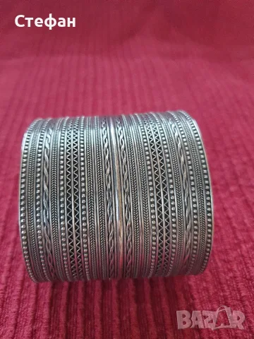 Сребърна гривна, снимка 2 - Гривни - 56108150