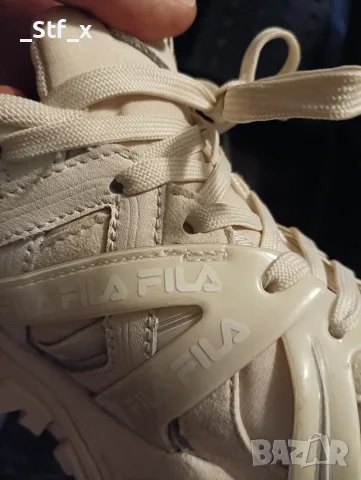 Fila оригинални обувки 39 размер в отлично състояние , снимка 2 - Дамски ежедневни обувки - 55754451