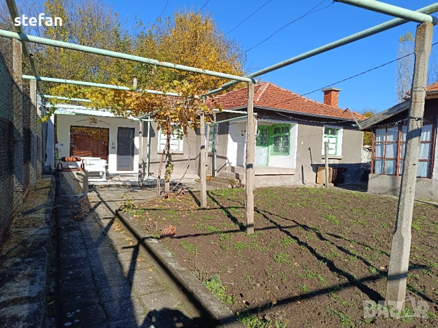 Къща с.Драгойново,обл пловдив, снимка 2 - Къщи - 52389516