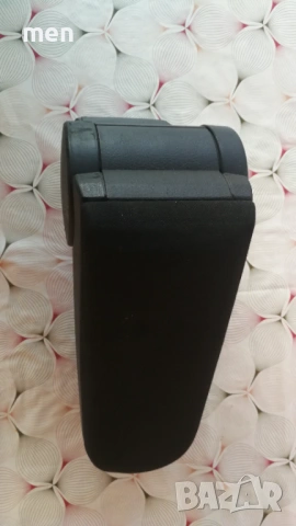 Подлакътник голф 4, снимка 2 - Аксесоари и консумативи - 53583755