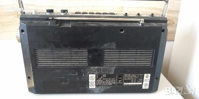 Радиокасетофон SHARP GF-8181, снимка 4 - Радиокасетофони, транзистори - 42230693