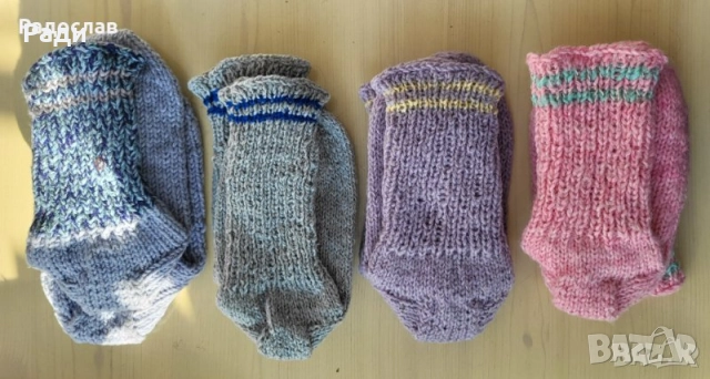 Продавам дамски и юношески вълнени терлици чорапи ръчна изработка, снимка 9 - Други - 34868198